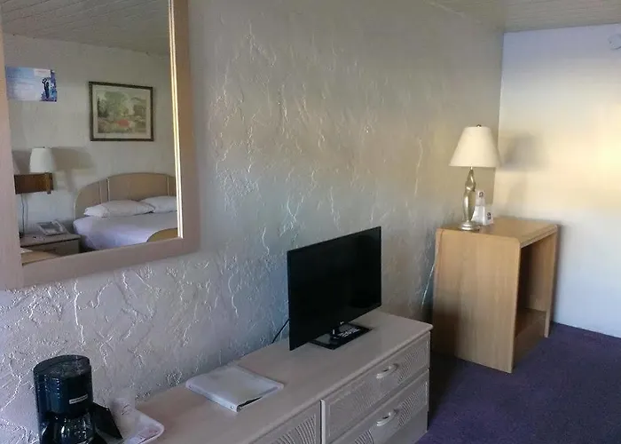 Motel Knights Page